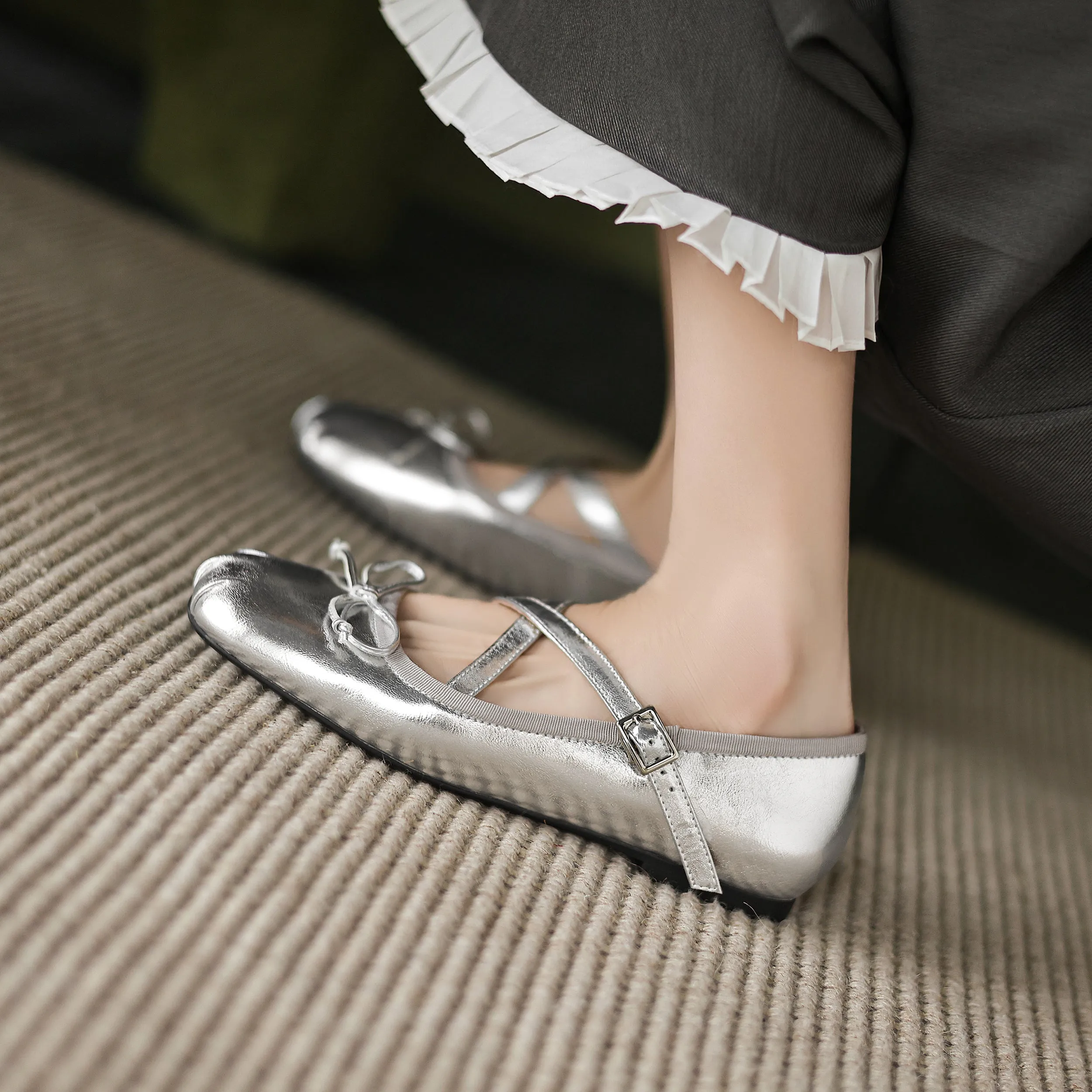 Women's Sheepskin Leather Ballet Flat Cross Strap Bow Shoes