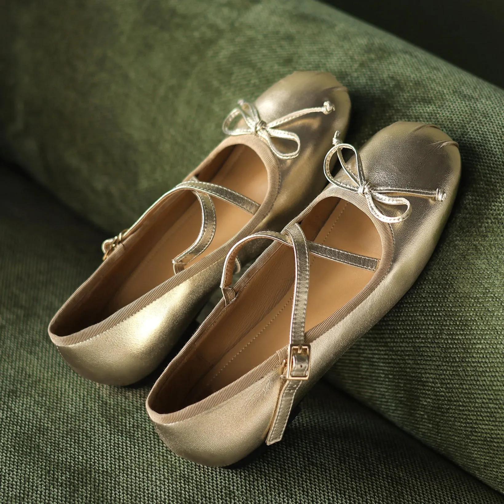 Women's Sheepskin Leather Ballet Flat Cross Strap Bow Shoes
